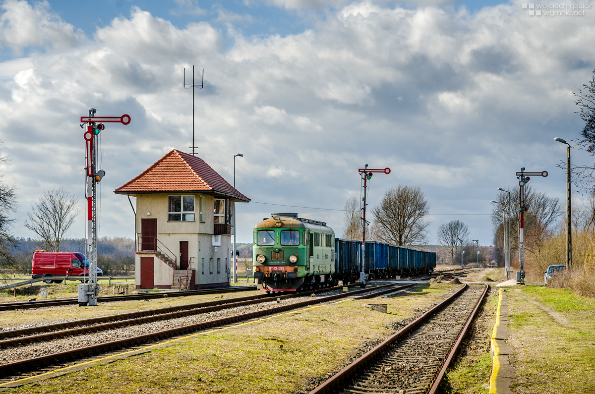 ST43-355, Bieniów