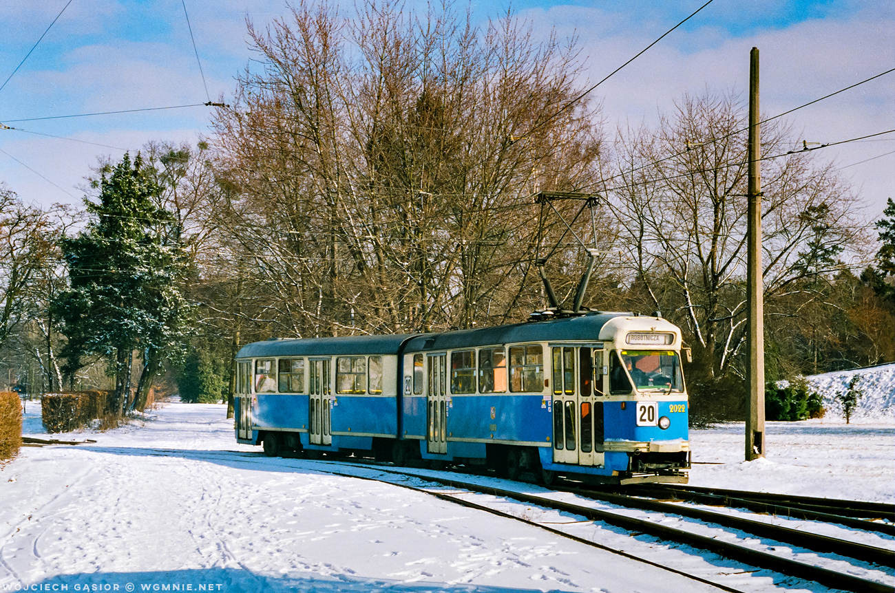 2022 wjeżdża