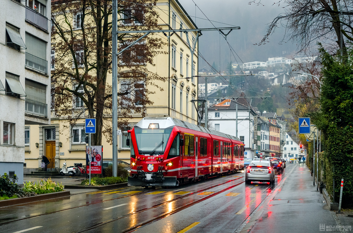 Pociąg w mieście (2)