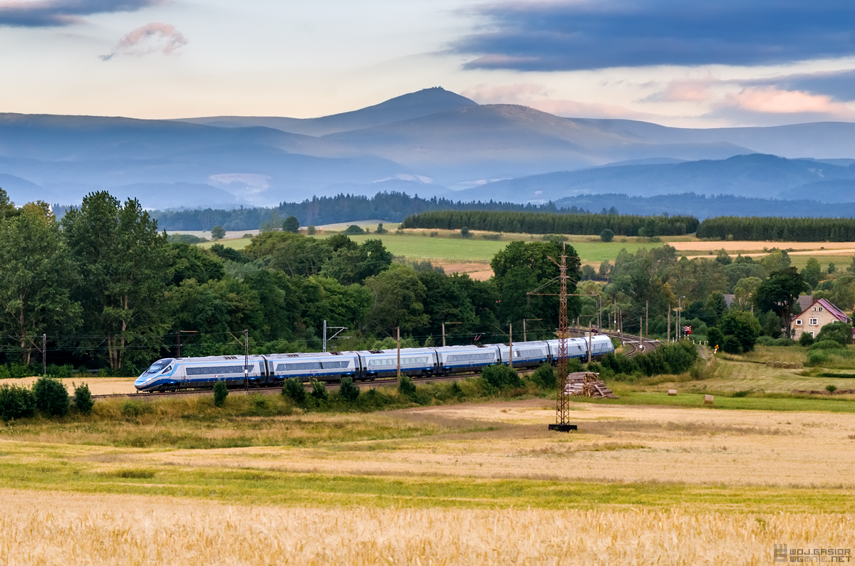 Pendolino pod Śnieżką