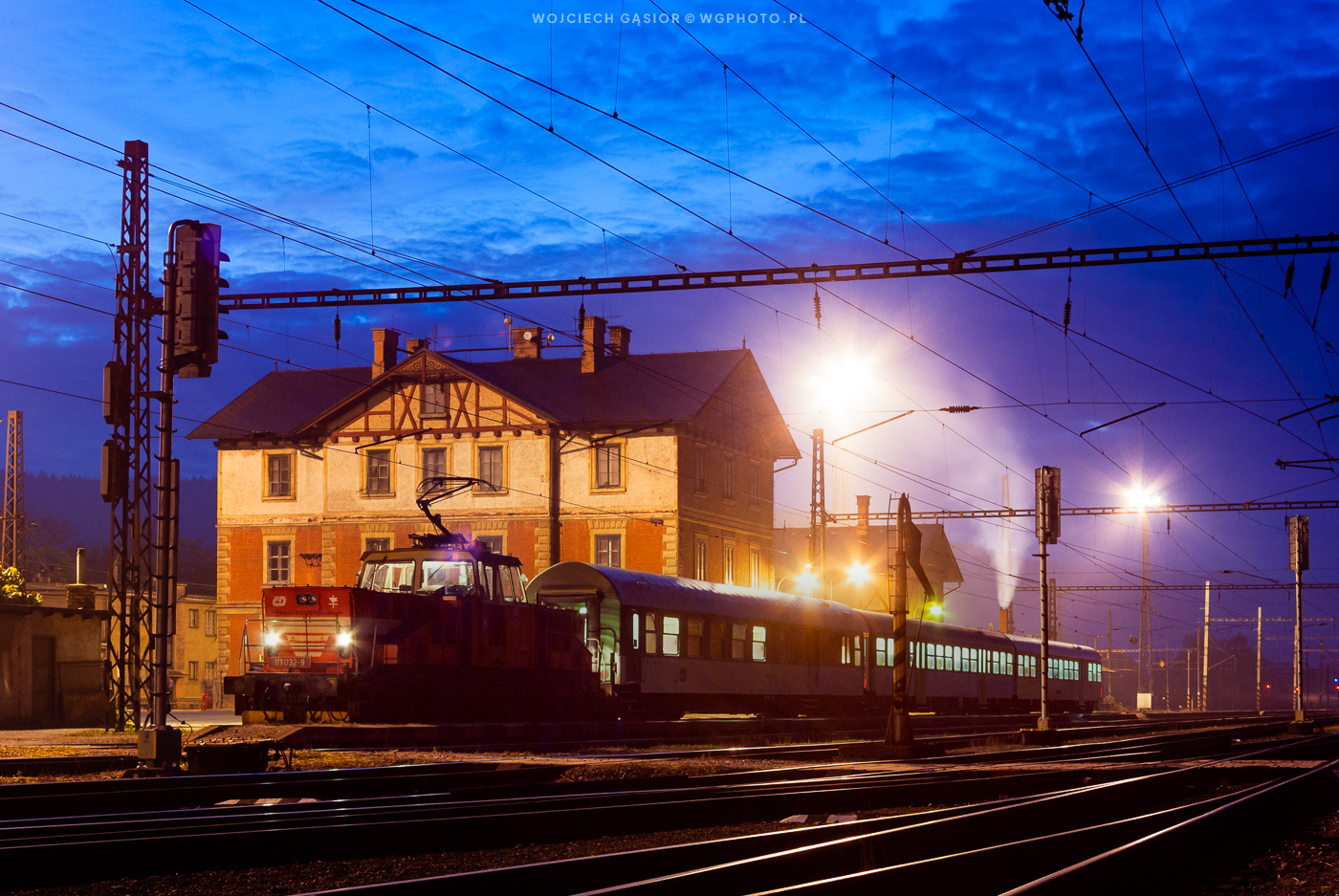 Letohradské nástupiště