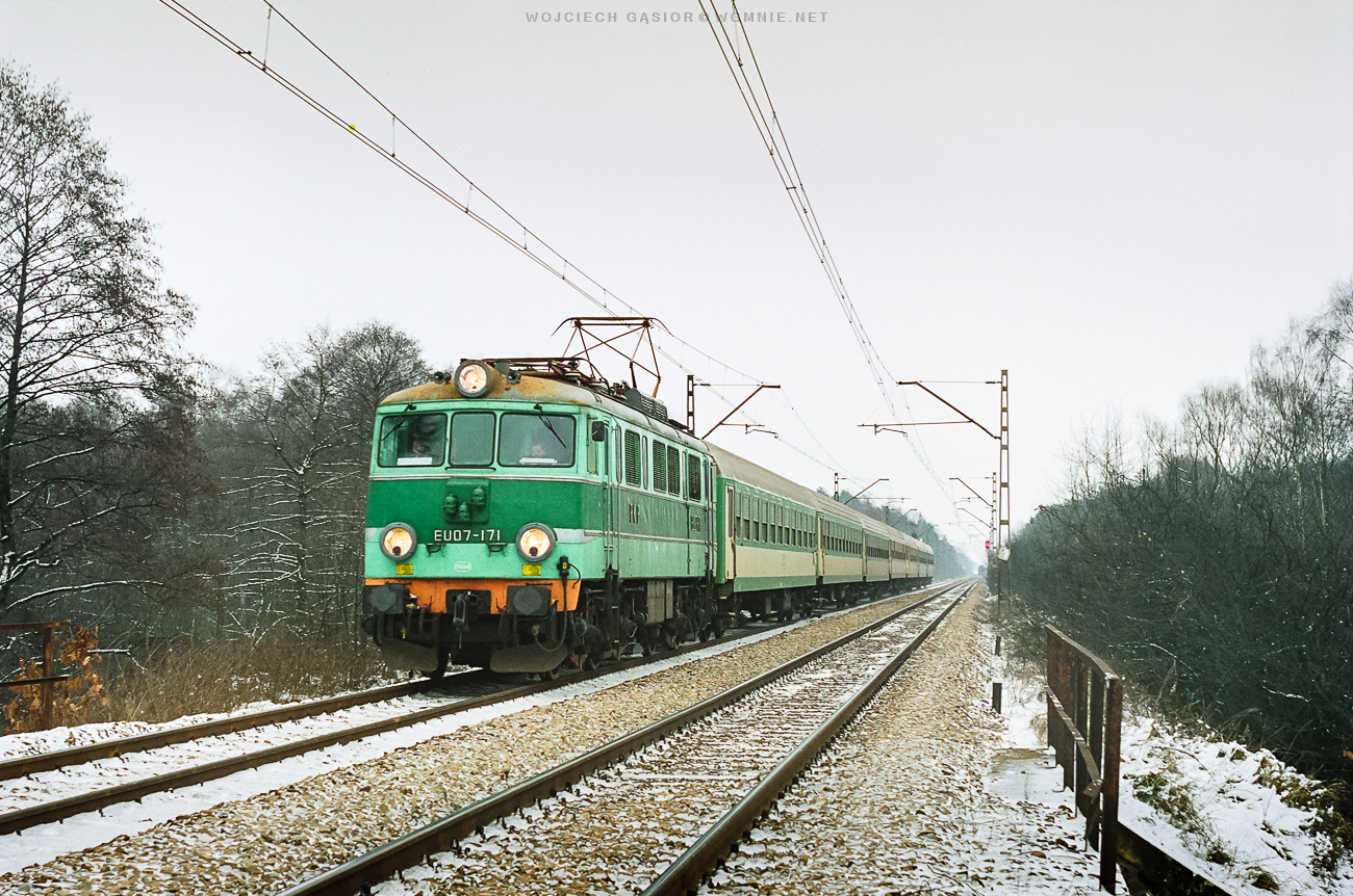 EU07-171