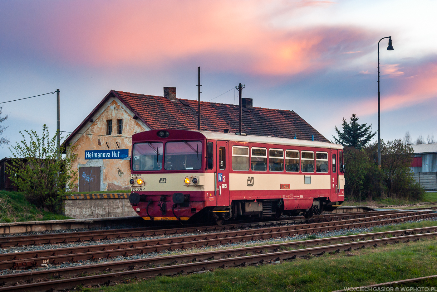 Tamhle, kde šukafon říká dobrou noc