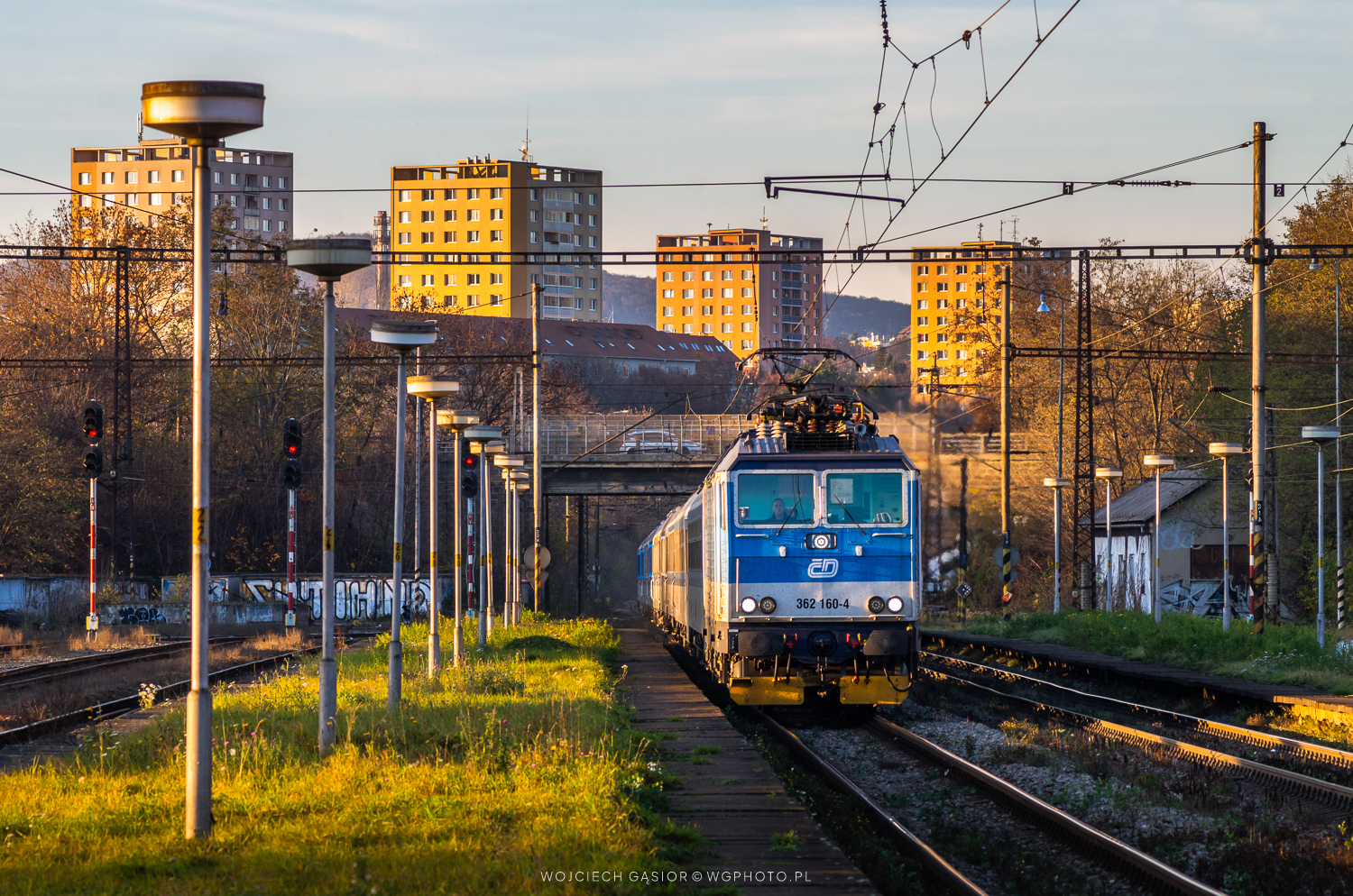 Tylko retro Esa brak