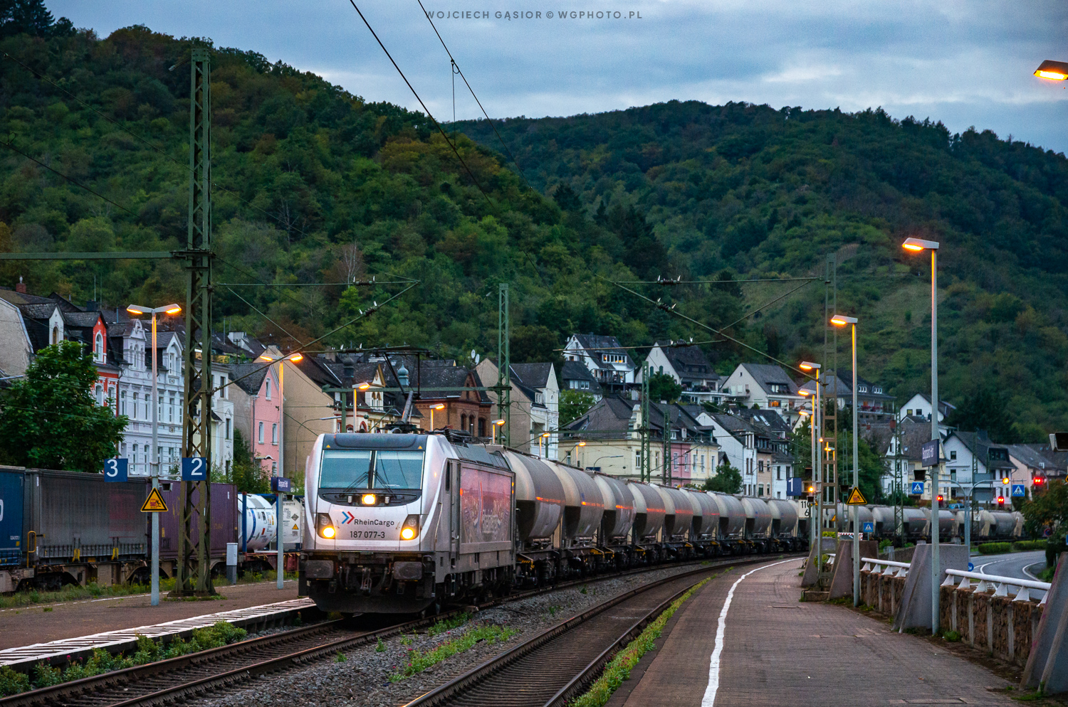 Przez Boppard o zmierzchu