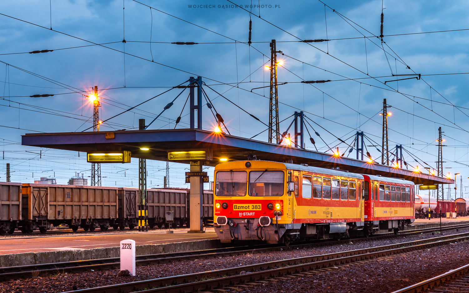 Bzmot 383