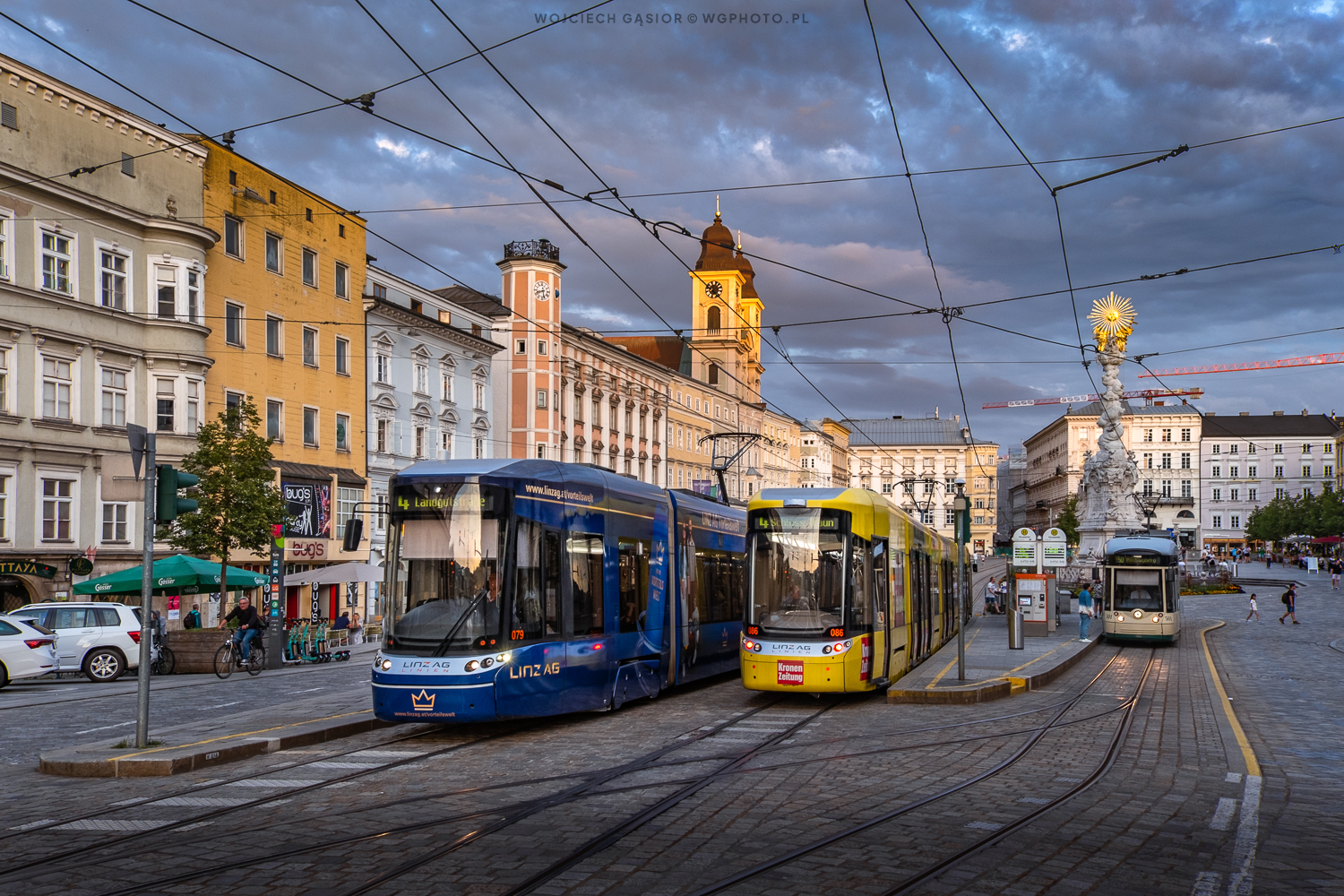 Wcześniejszy wieczór na rynku