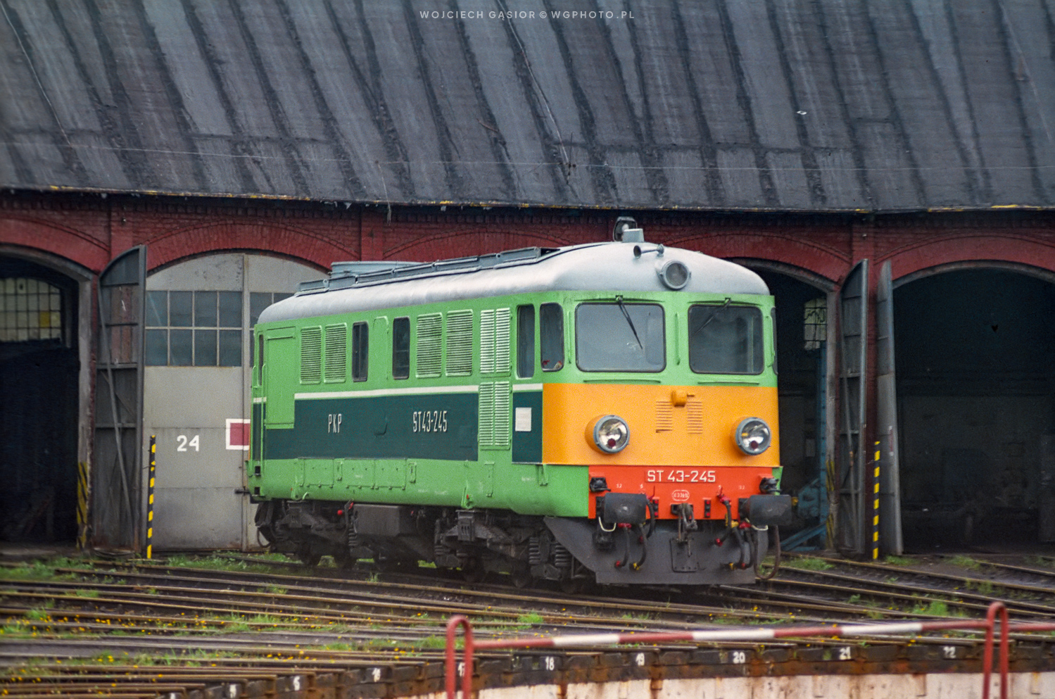 ST43-245
